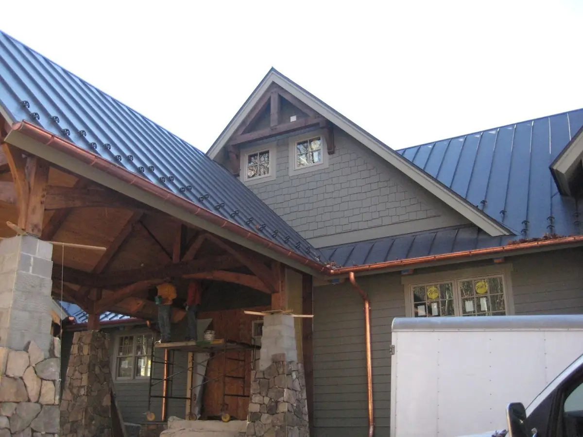 Craftsman Roofing team delivering quality roofing work in Woods Tavern